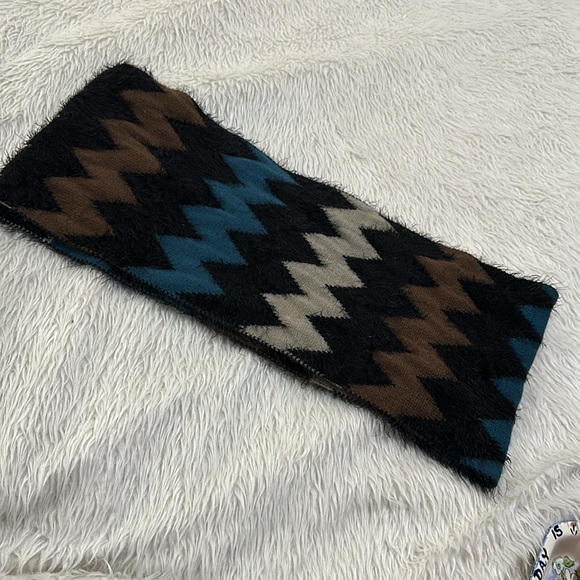 Women’s infinity brown warm knitted scarf - Picture 2 of 5